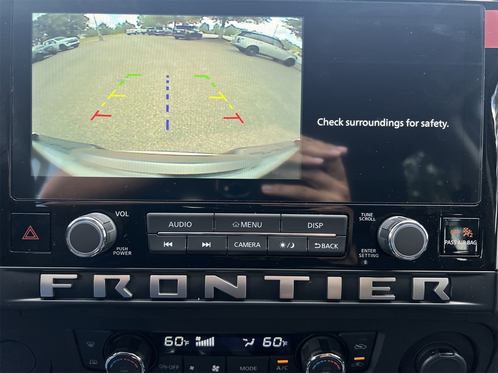 2025 Nissan Frontier SV photo 4