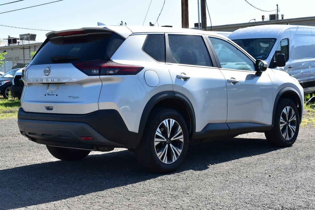 2023 Nissan Rogue SV photo 4