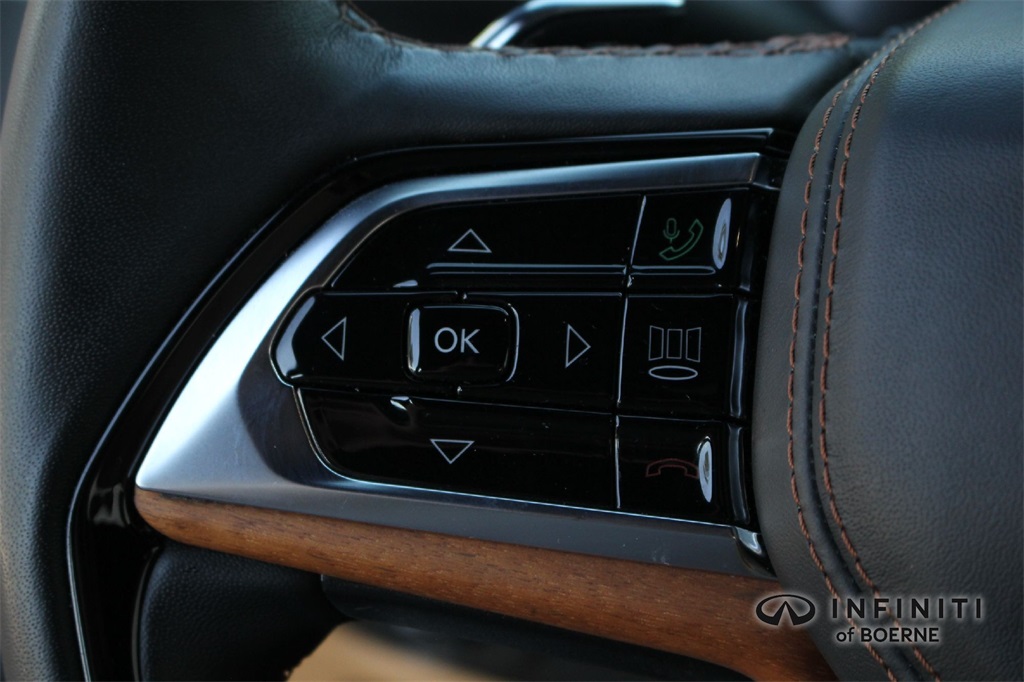 2023 Jeep Grand Cherokee L Summit Reserve photo 10