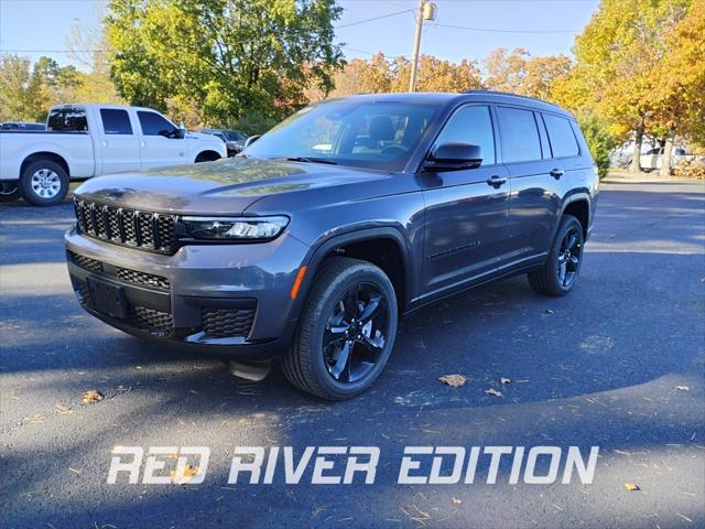 2025 Jeep Grand Cherokee L Altitude's photo