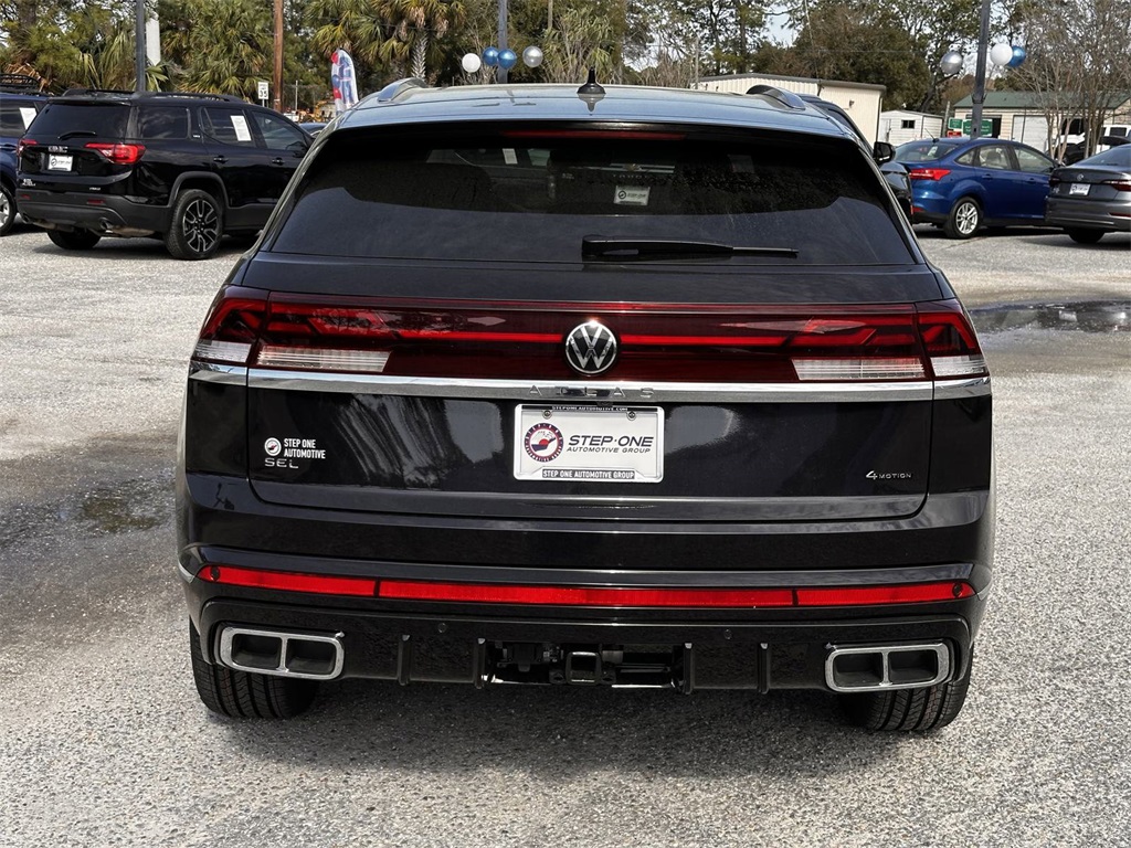 2025 Volkswagen Atlas Cross Sport SEL Premium R-Line photo 5