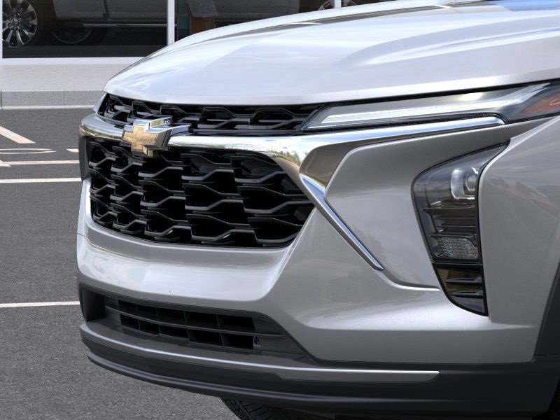 2025 Chevrolet Trax LT photo 7