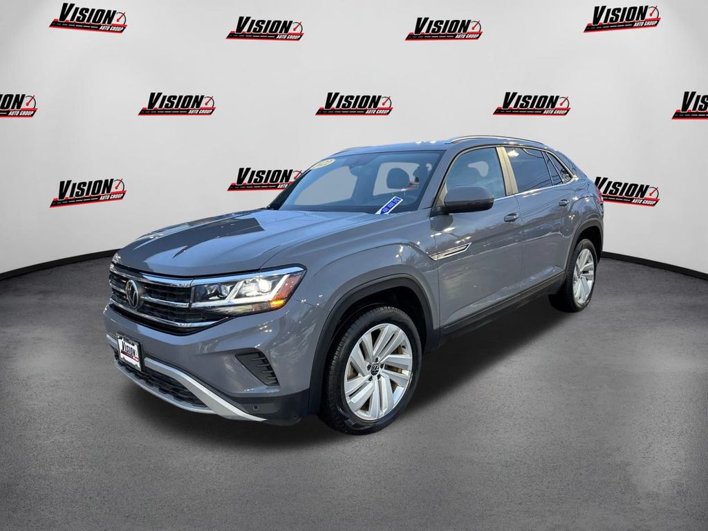 2022 Volkswagen Atlas Cross Sport SE w/Tech