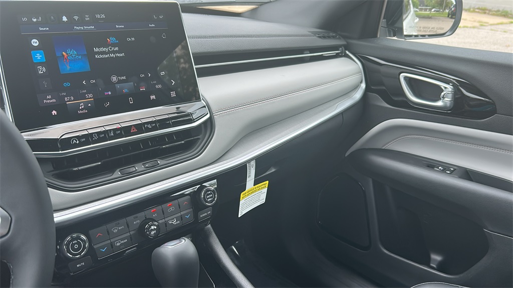 2025 Jeep Compass Limited photo 36