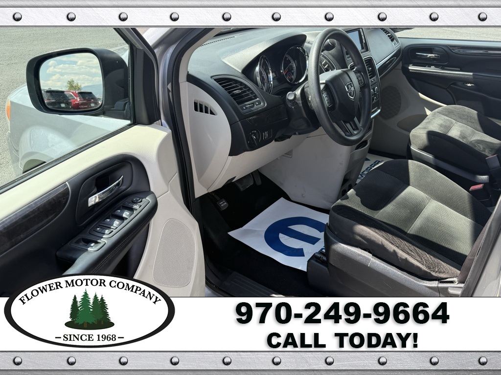 2019 Dodge Grand Caravan SE photo 13