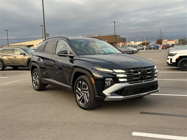 2026 Hyundai Tucson Hybrid Limited photo 2