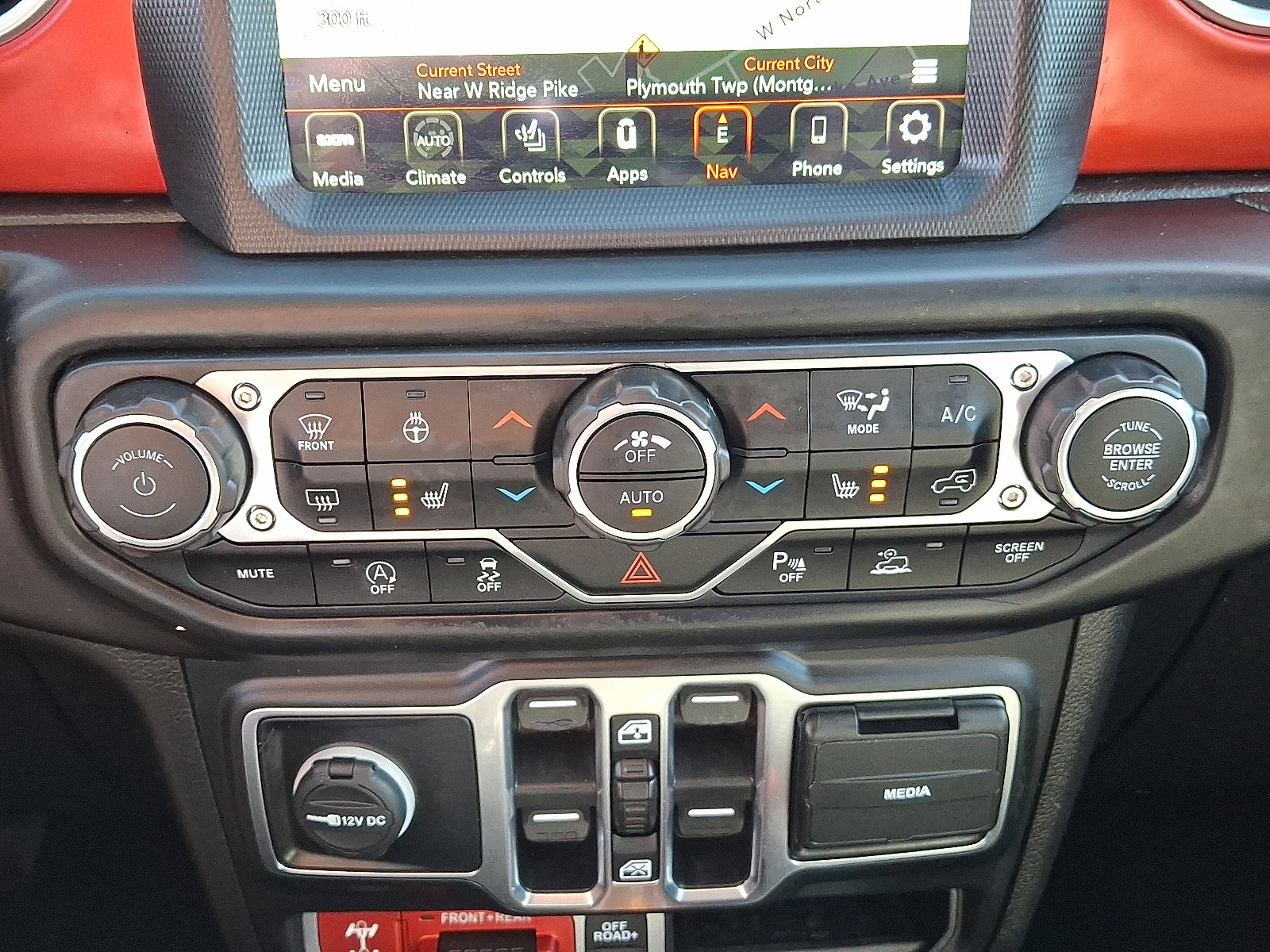 2020 Jeep Gladiator Rubicon photo 13