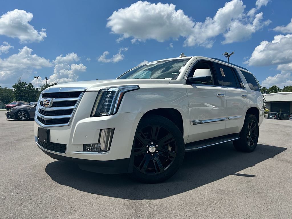 2015 Cadillac Escalade Luxury photo 2