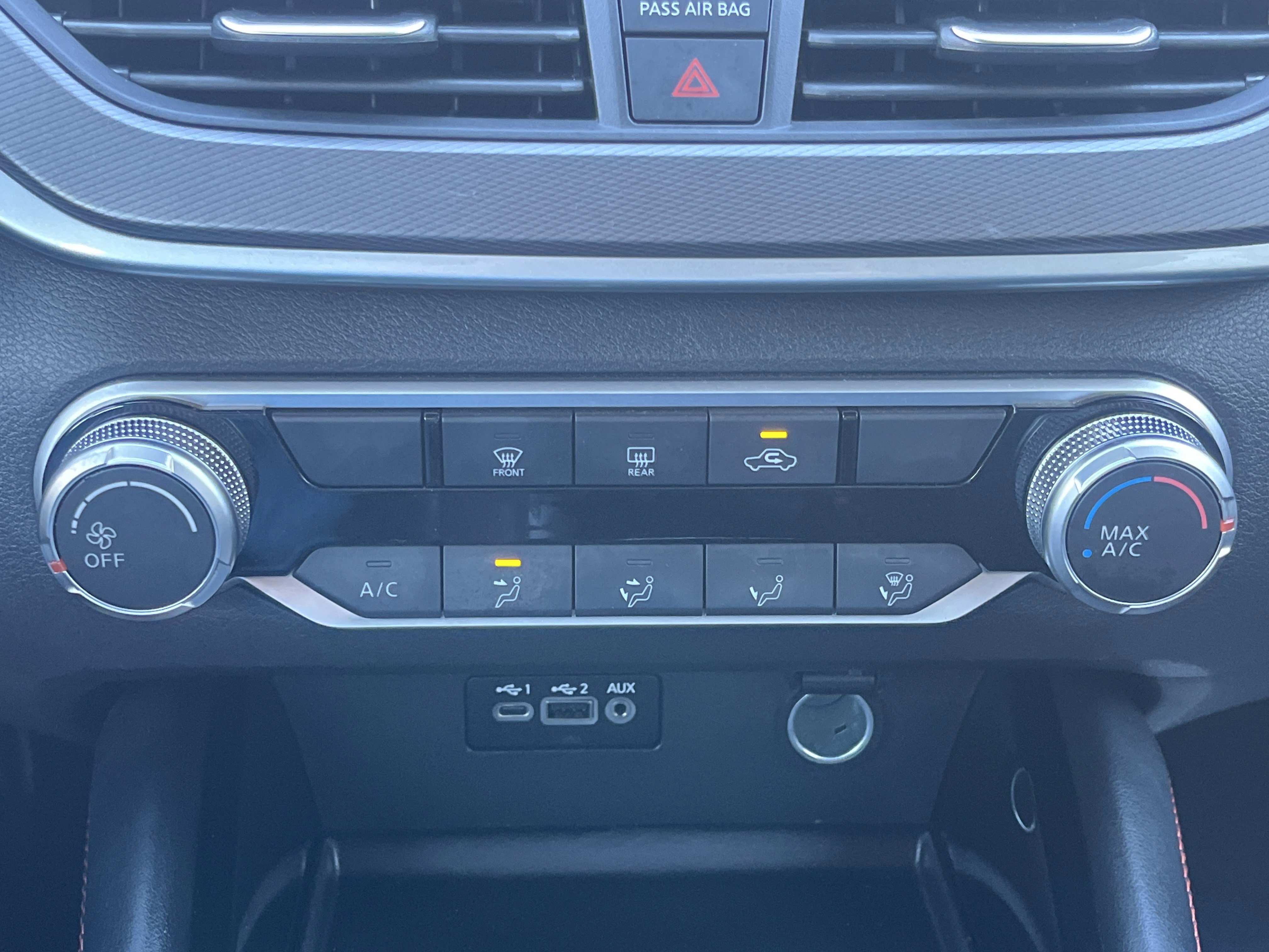 2025 Nissan Altima SR photo 2