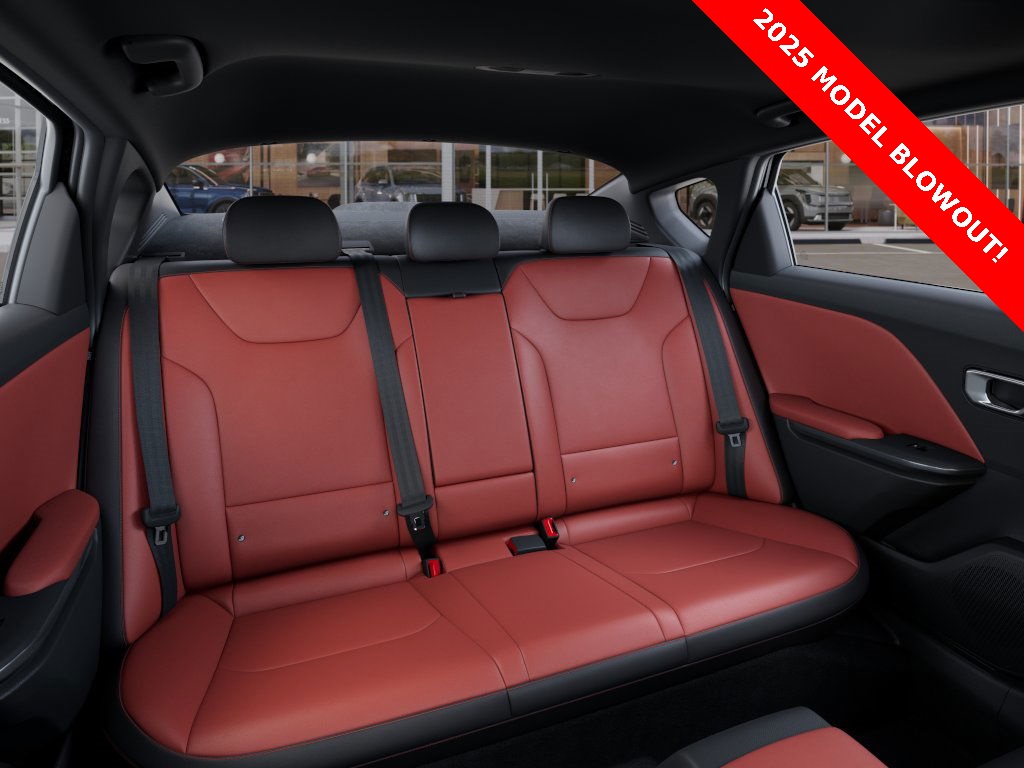 2025 Kia K4 GT-Line photo 14