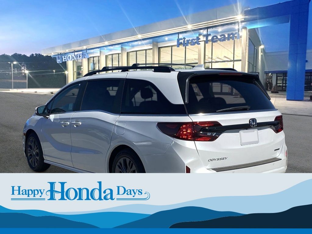 2026 Honda Odyssey Touring photo 2