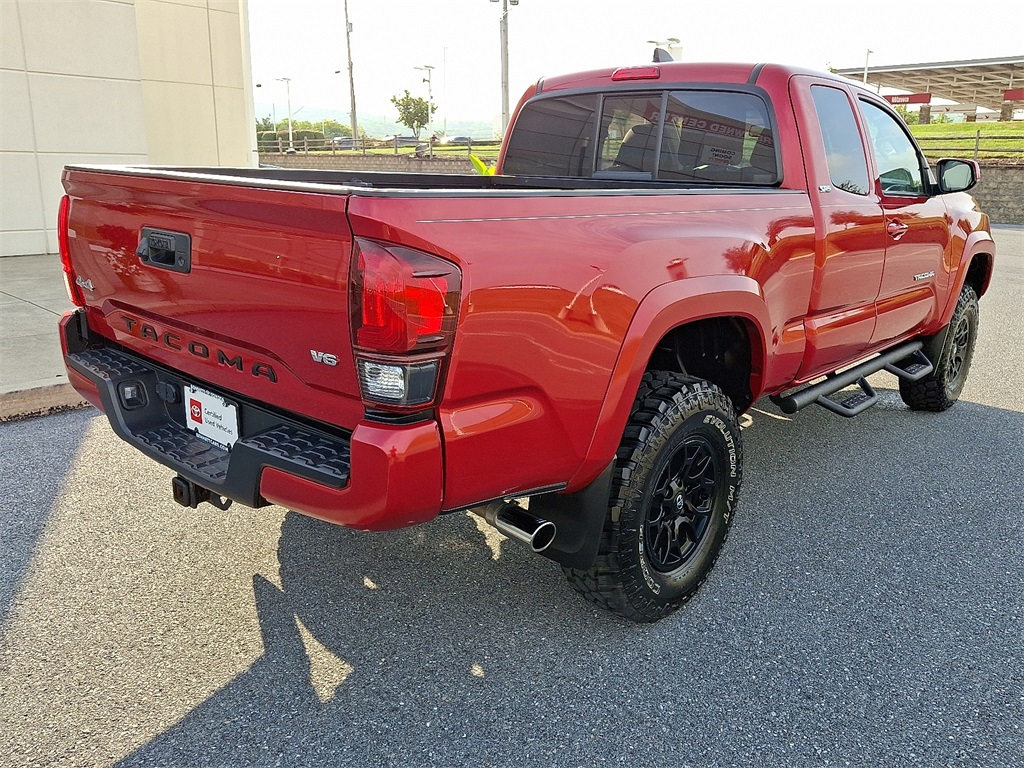 2022 Toyota Tacoma SR5 4x4 Access Cab photo 10