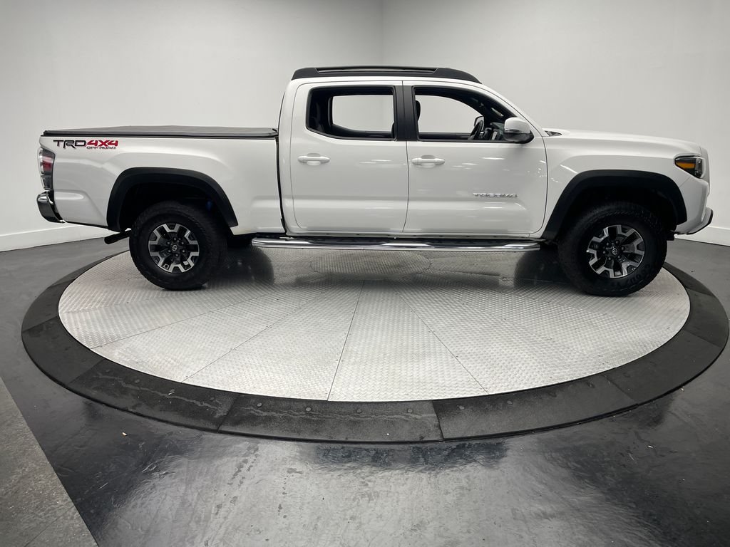 2023 Toyota Tacoma TRD Off-Road photo 4