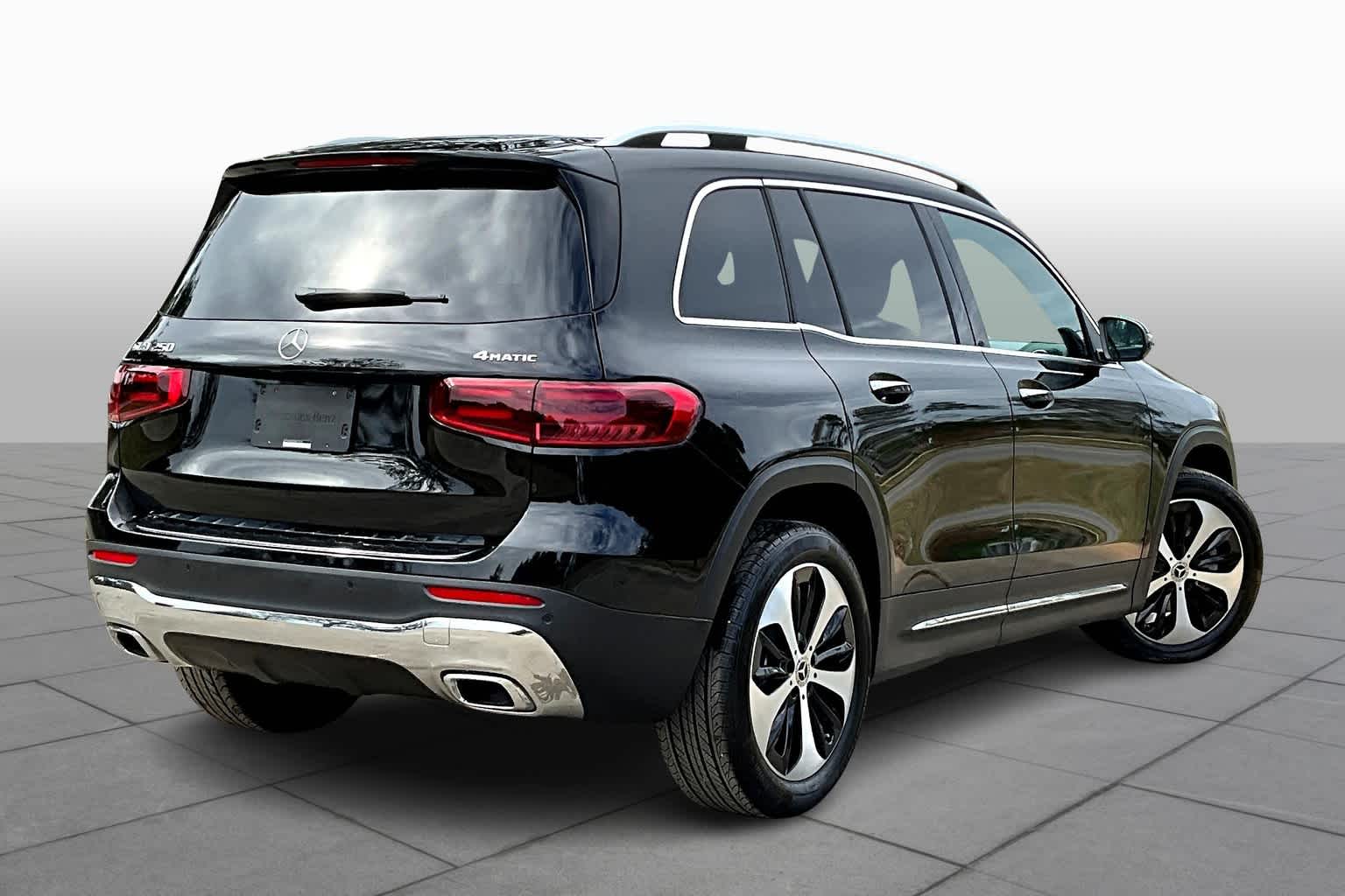 2024 Mercedes Benz GLB 250 4MATIC photo 23