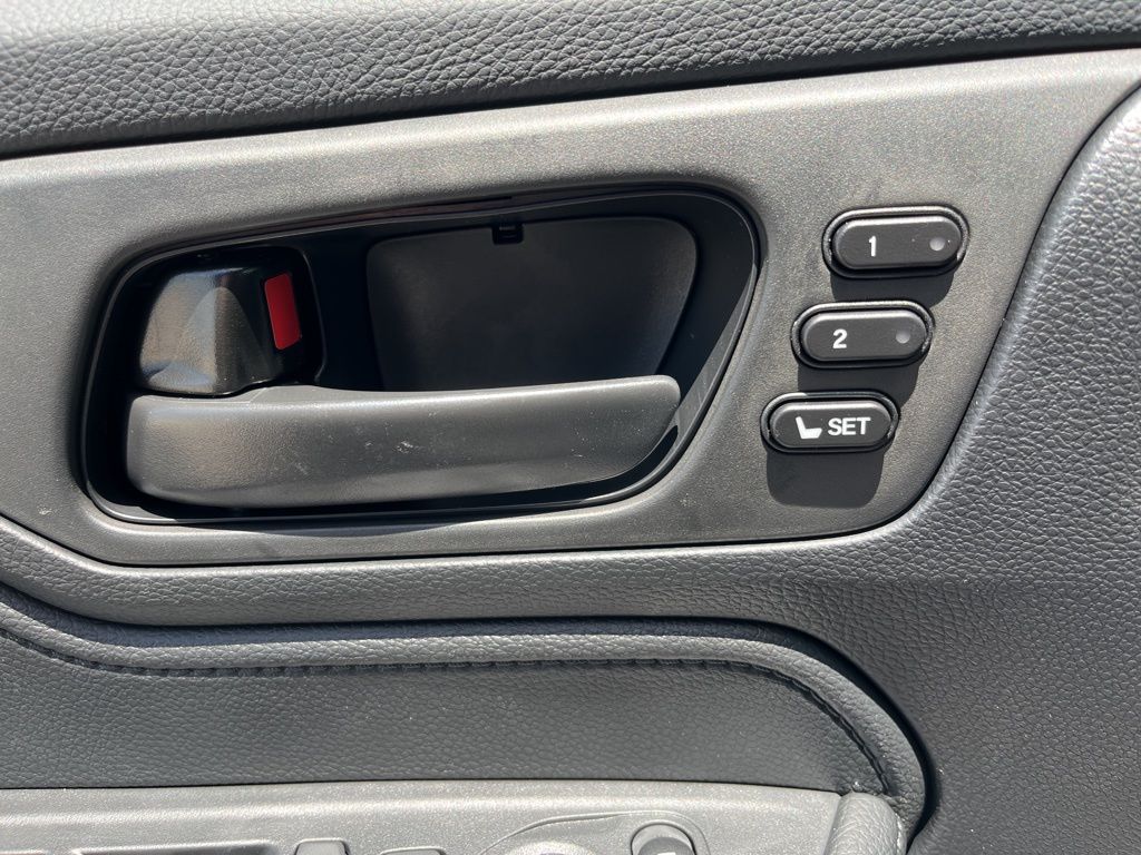 2025 Honda Odyssey photo 4
