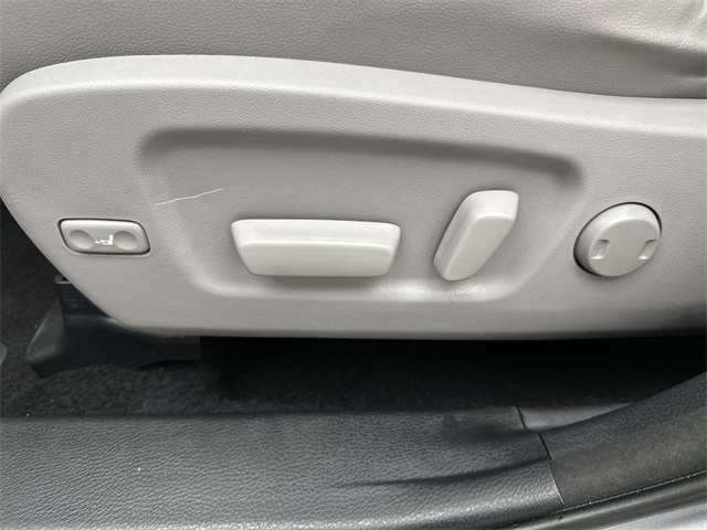 2016 Toyota Highlander XLE photo 4