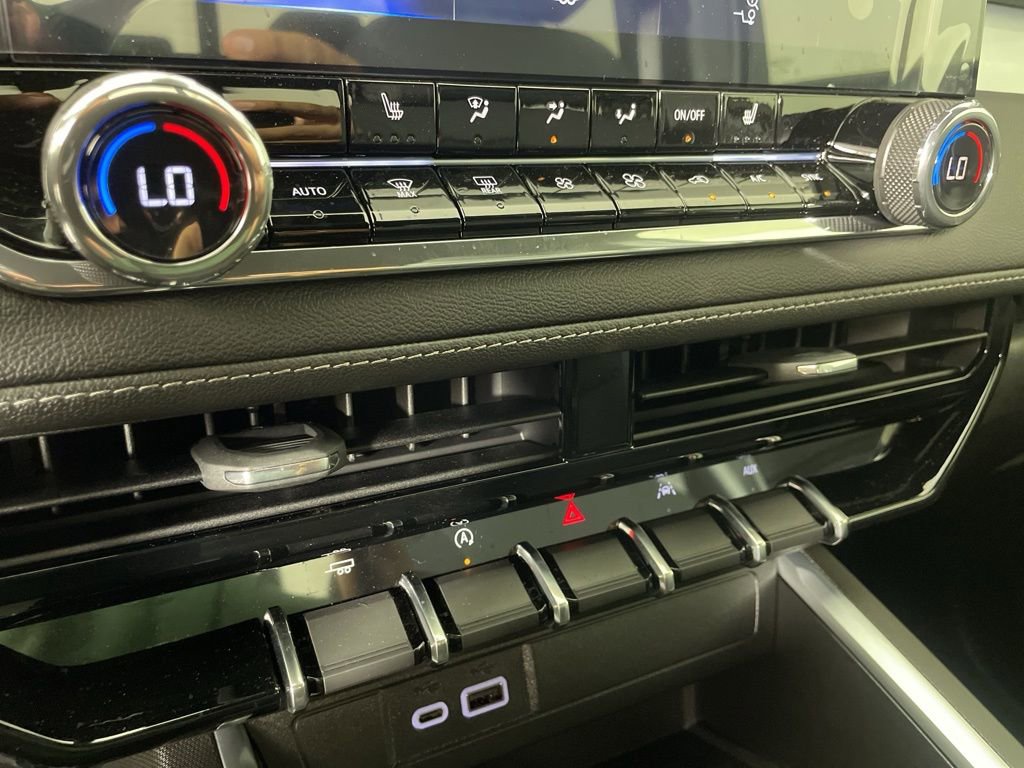 2026 Chevrolet Colorado LT photo 30