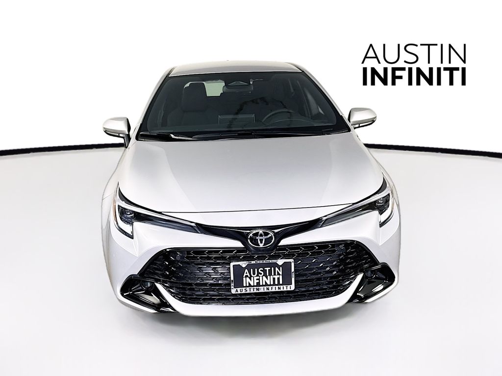 2025 Toyota Corolla SE photo 2