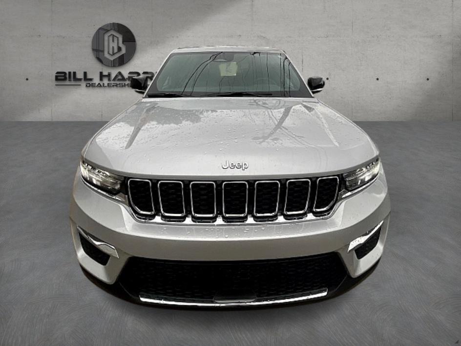 2025 Jeep Grand Cherokee Limited photo 2
