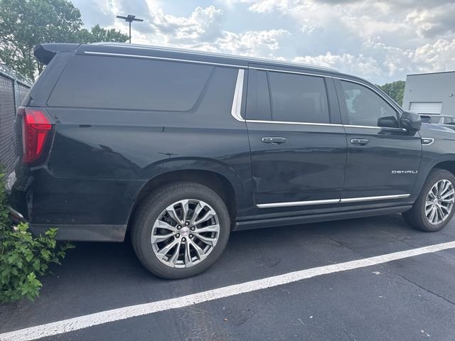 2022 Gmc Yukon XL Denali photo 4