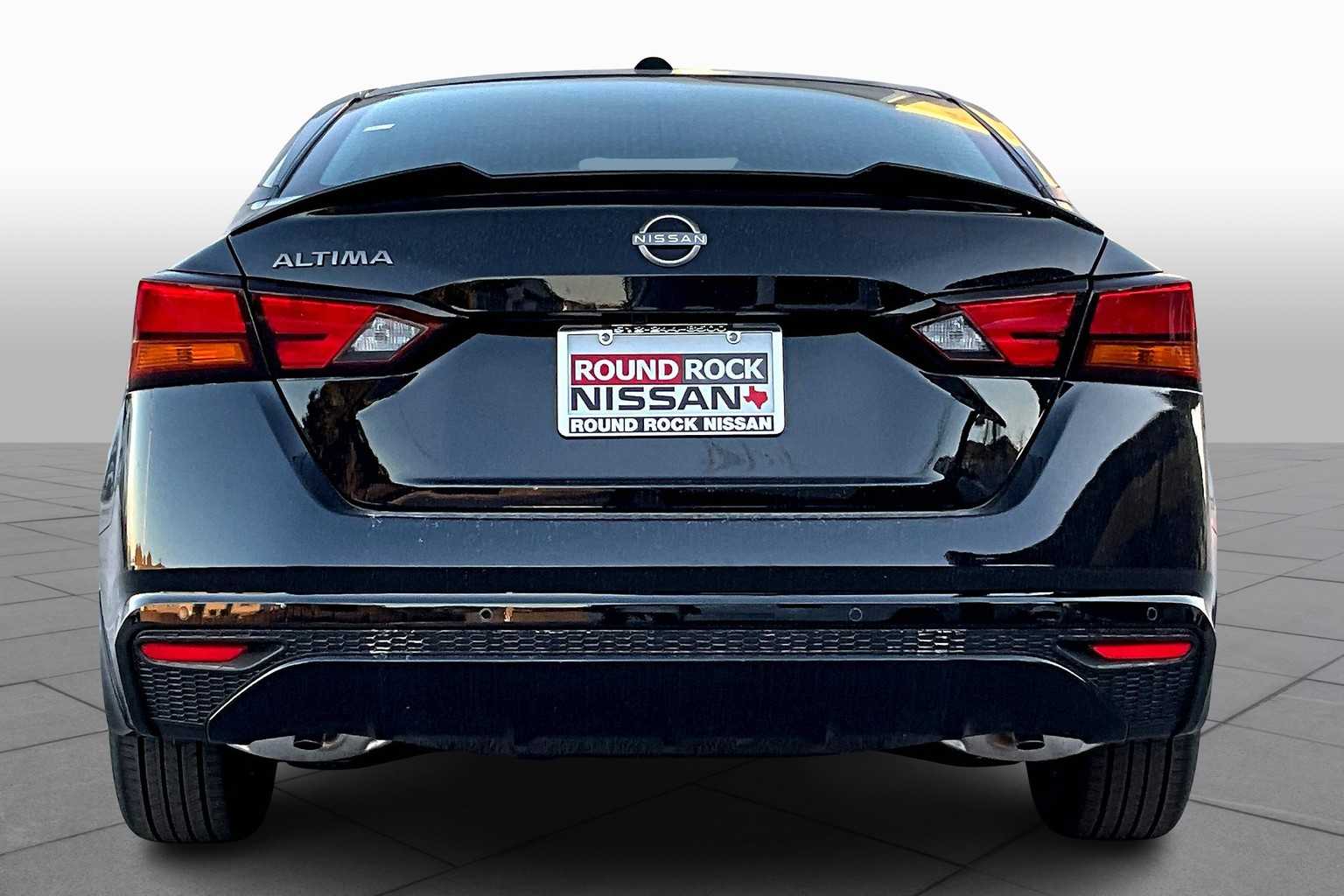 2025 Nissan Altima S photo 4