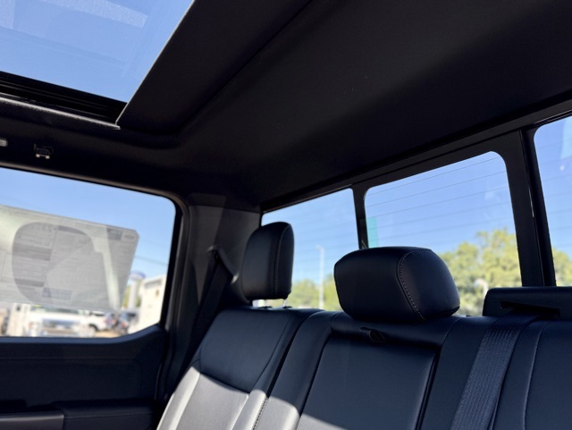 2025 Ford F-150 Lariat photo 27