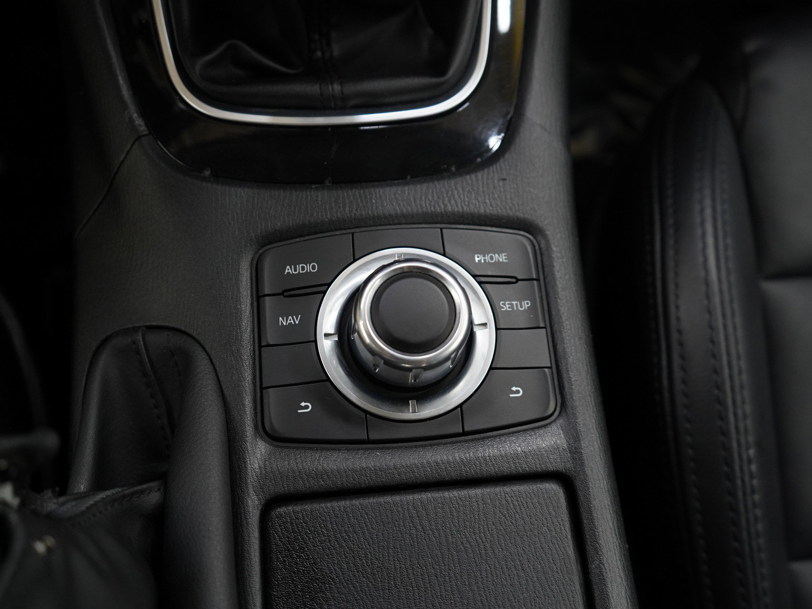 2014 Mazda Mazda6 Touring photo 22