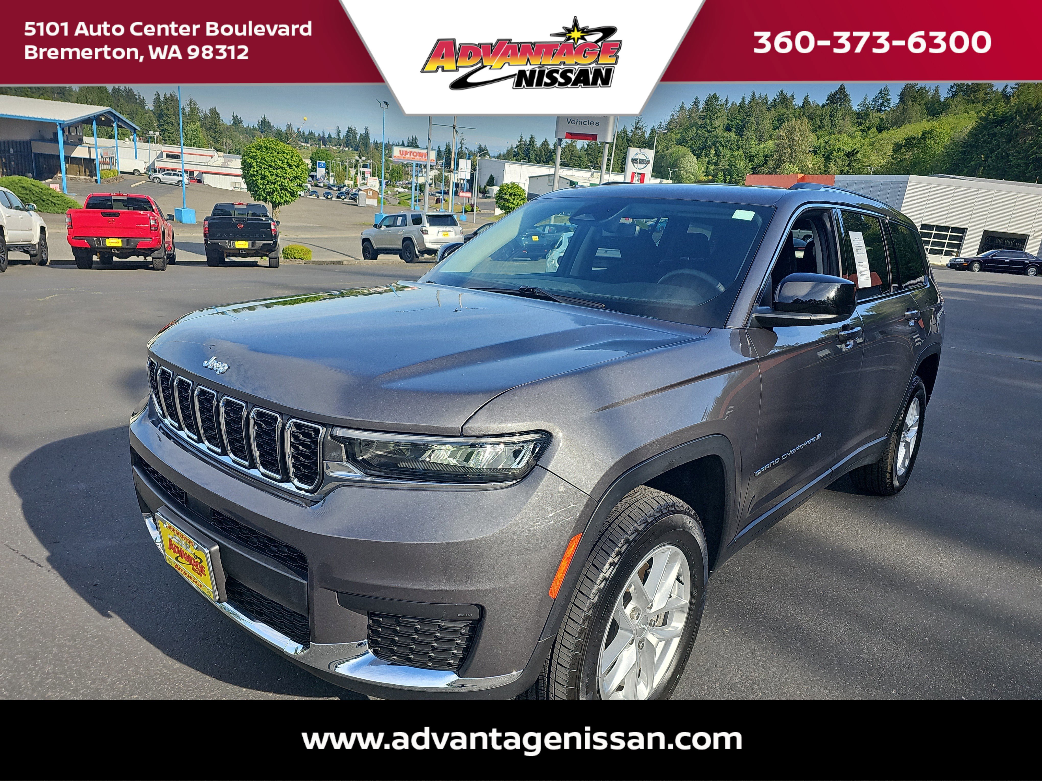 2023 Jeep Grand Cherokee L Laredo's photo