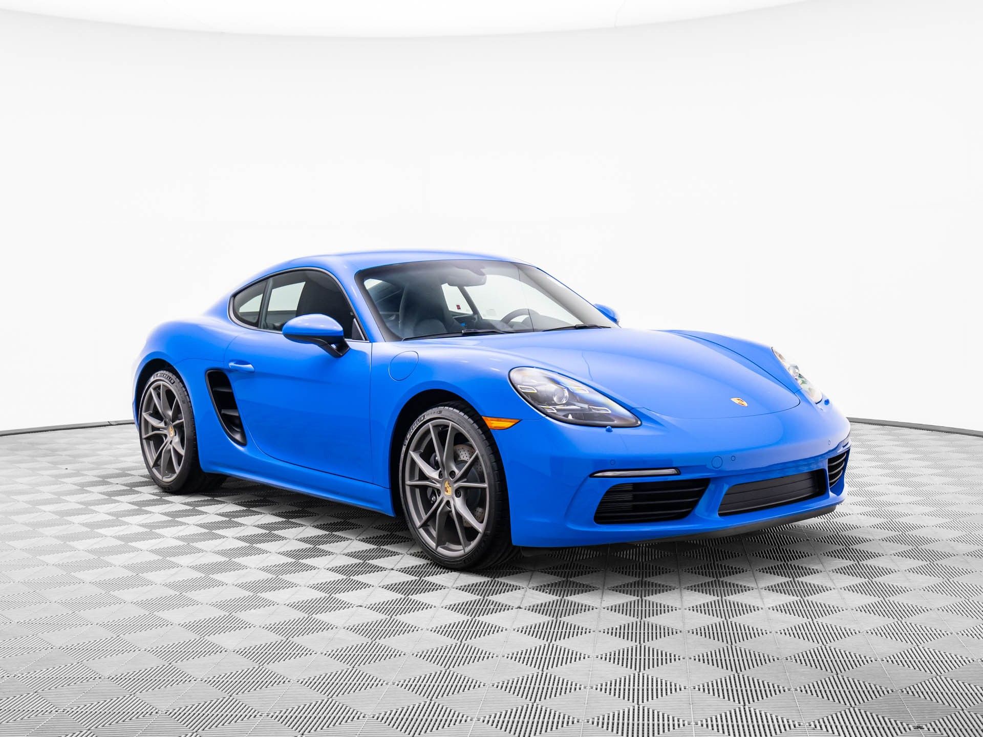 2025 Porsche Cayman Base S photo 6