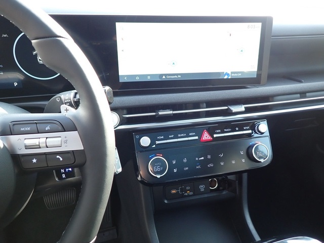 2025 Hyundai Tucson Limited photo 15