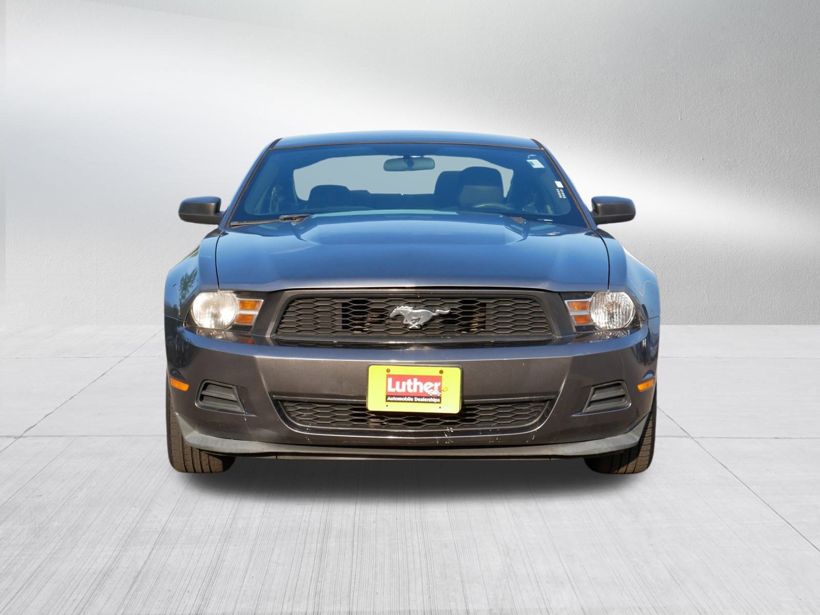 Used 2011 Ford Mustang V6 with VIN 1ZVBP8AM9B5142015 for sale in Vadnais Heights, Minnesota