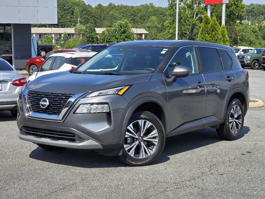 2023 Nissan Rogue SV photo 2