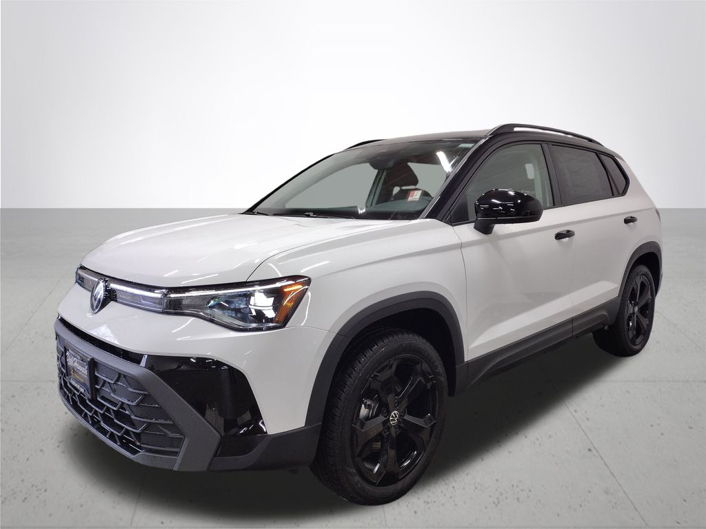 2025 Volkswagen Taos SE photo 2