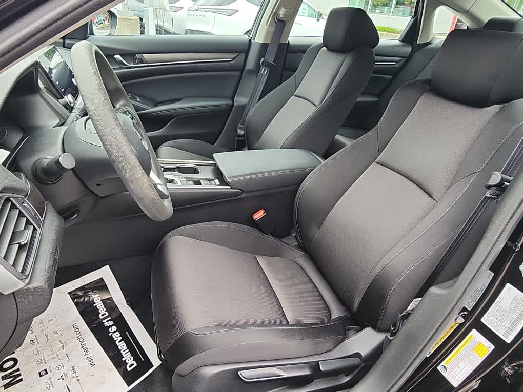 2022 Honda Accord LX photo 9