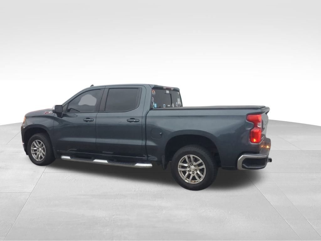 2019 Chevrolet Silverado 1500 LT photo 3