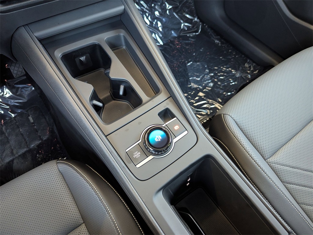 2025 Volkswagen Tiguan S photo 10