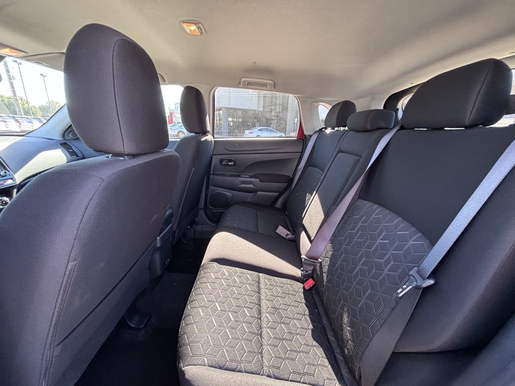 2024 Mitsubishi Outlander Sport ES LE SE photo 9