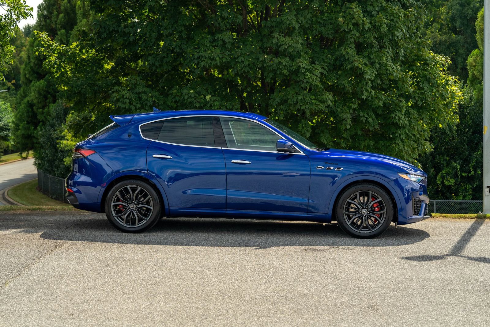 2022 Maserati Levante Modena photo 8