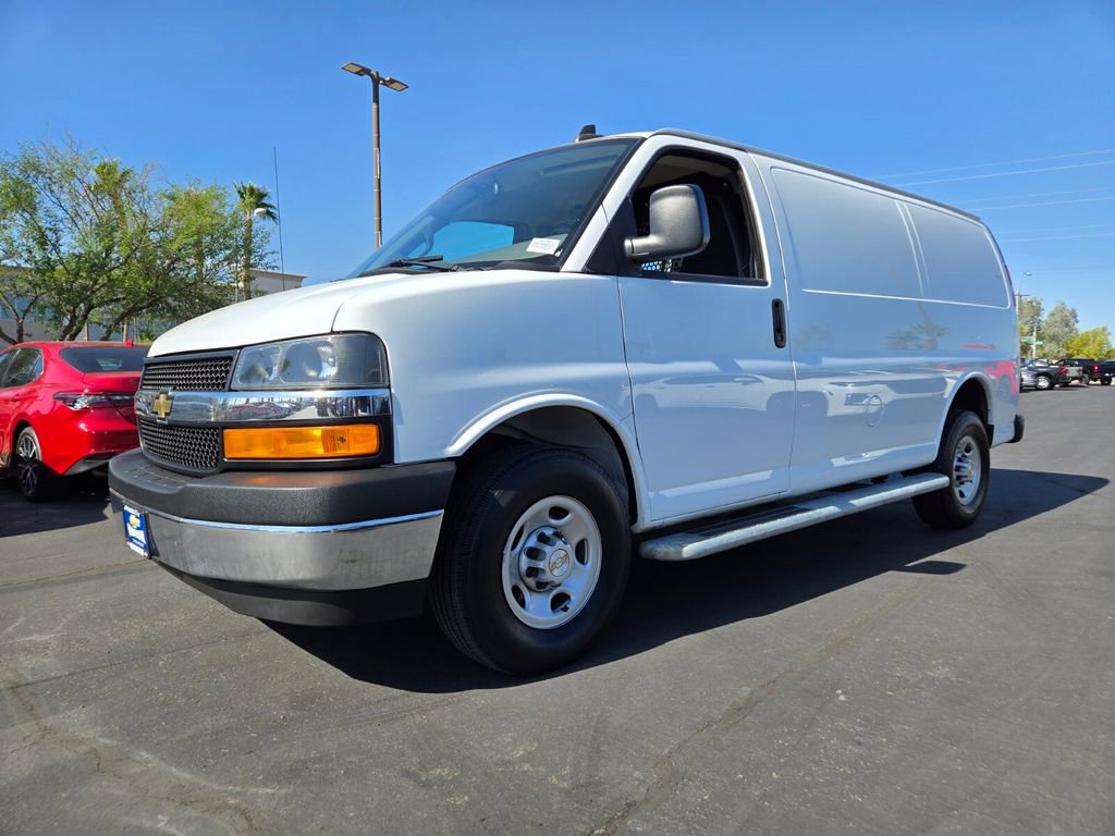 2023 Chevrolet Express Cargo Van 2500 photo 2
