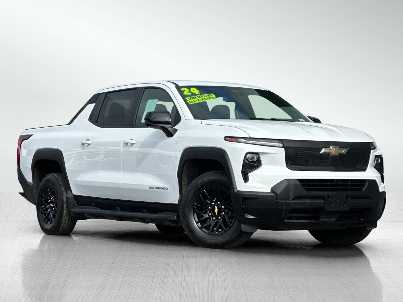 Used 2024 Chevrolet Silverado EV Work Truck with VIN 1GC10UED6RU201351 for sale in Long Beach, CA