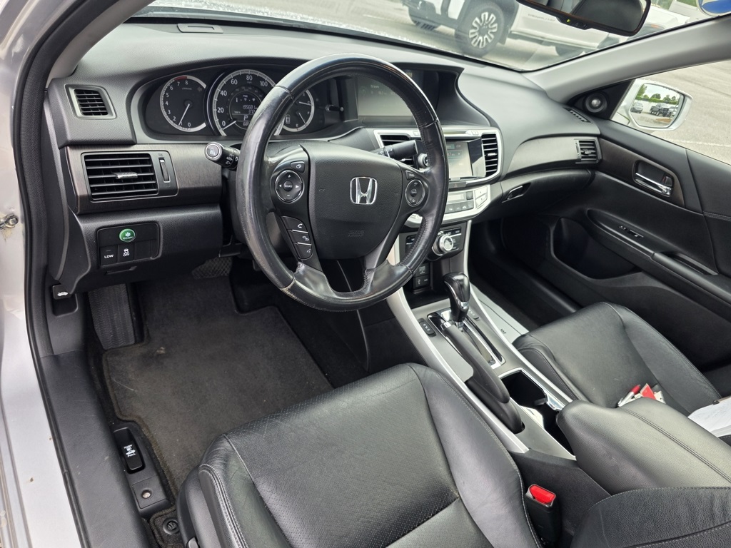 2013 Honda Accord EX-L photo 35