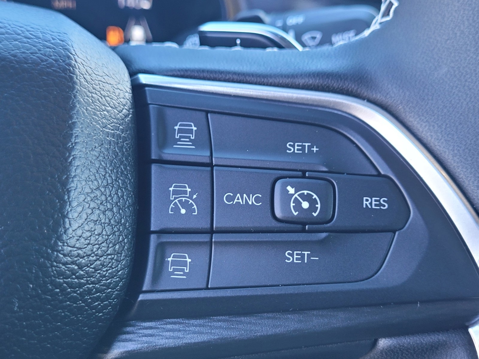 2025 Jeep Grand Cherokee Laredo X photo 20