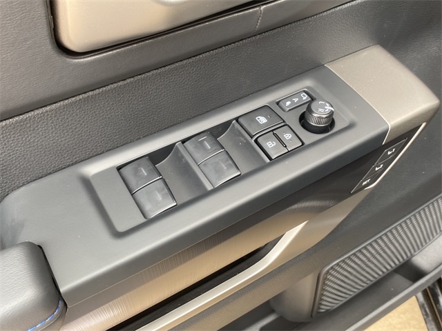 2026 Toyota Sequoia Platinum photo 17