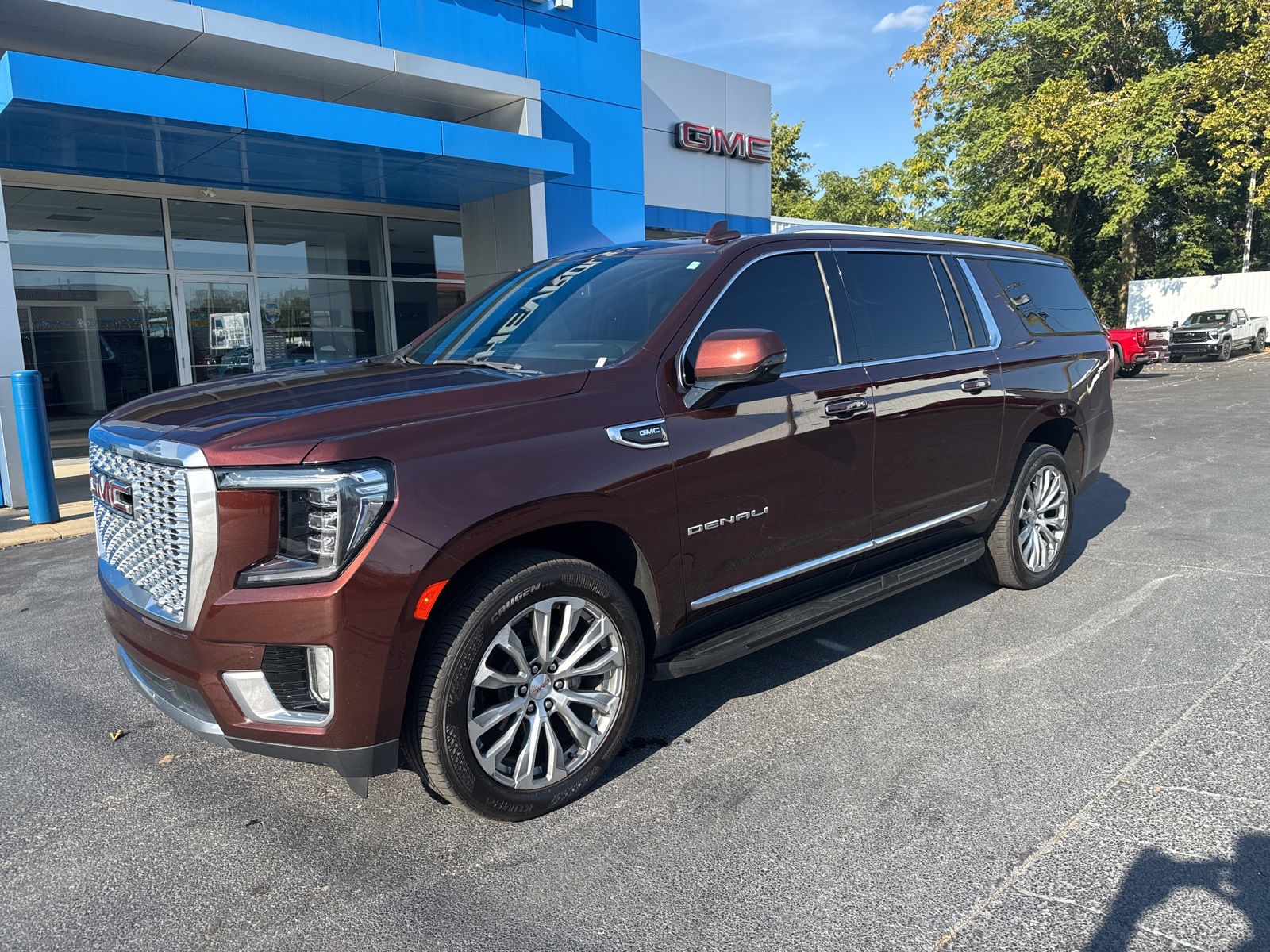 2022 Gmc Yukon XL Denali photo 2