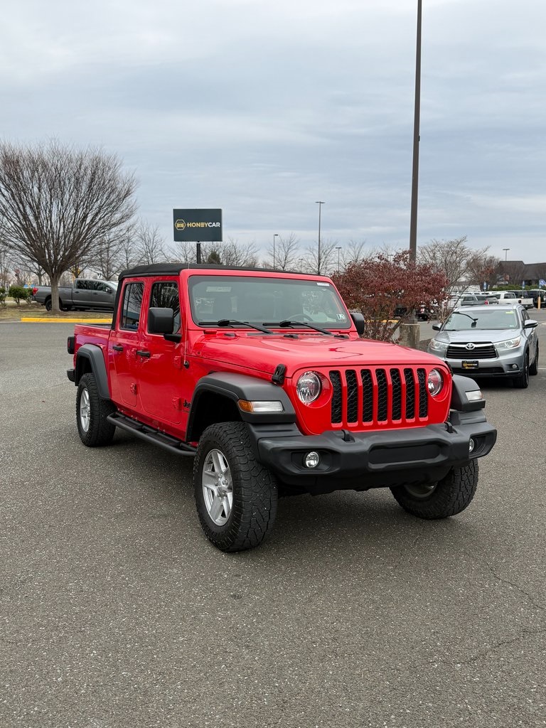 2020 Jeep Gladiator Sport S's photo