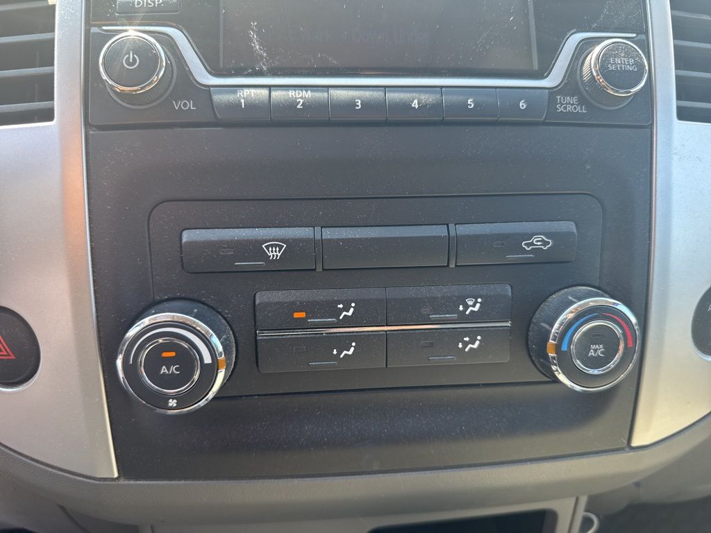 2016 Nissan Frontier SV photo 14