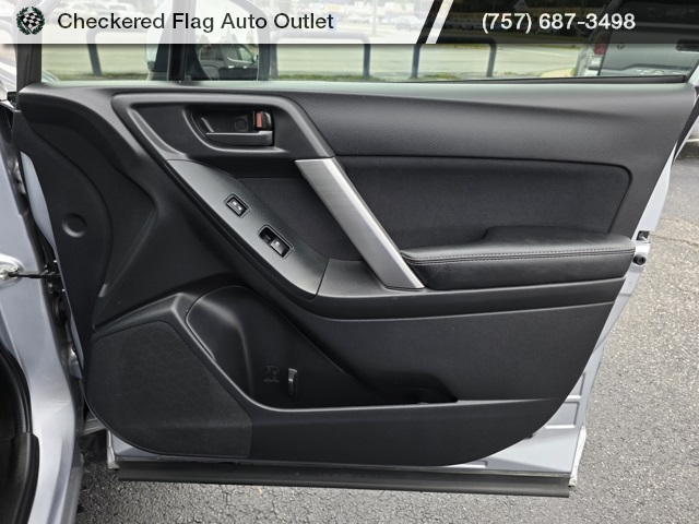 2016 Subaru Forester 2.5i Premium photo 41