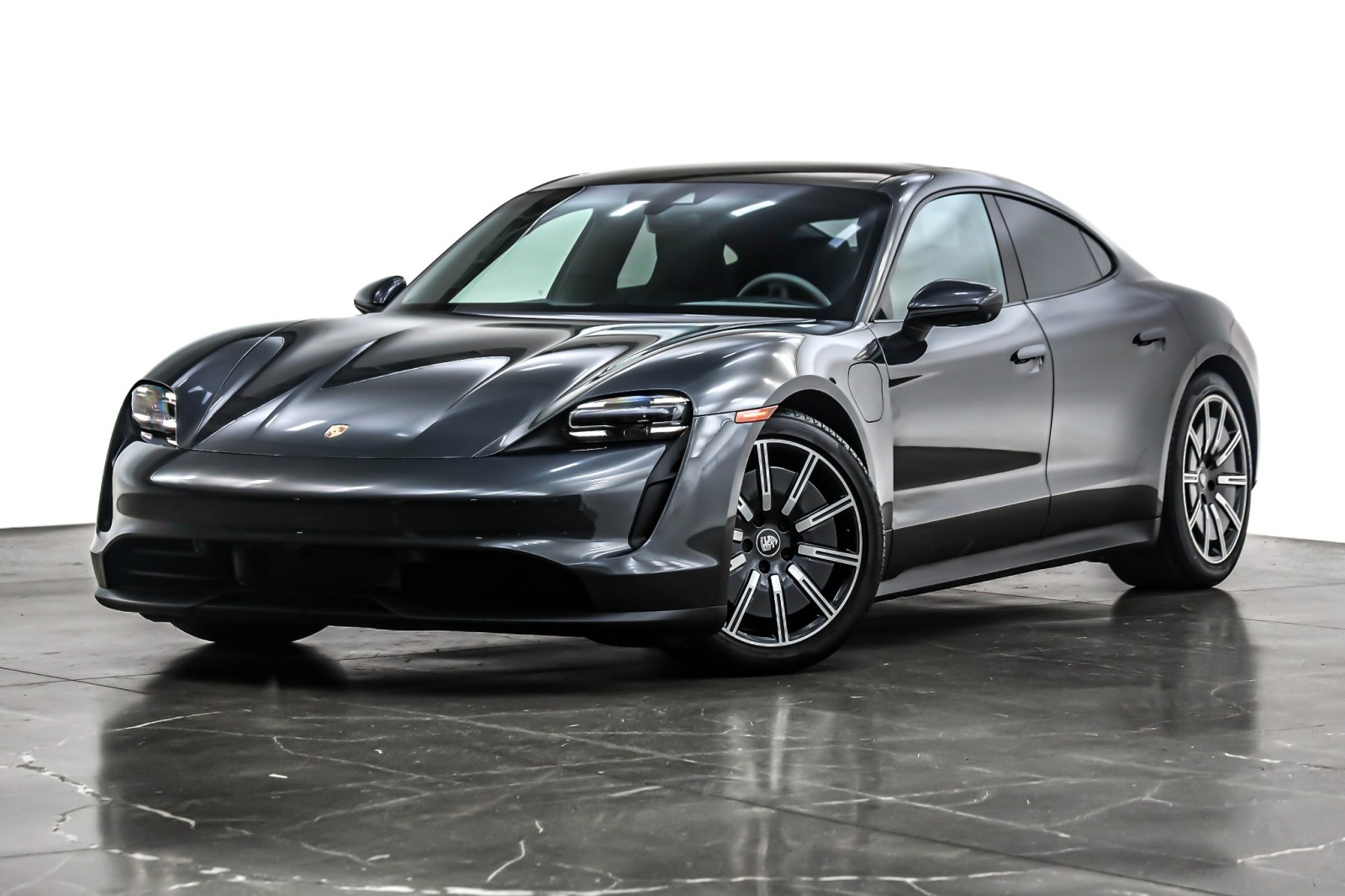 2024 Porsche Taycan Base's photo