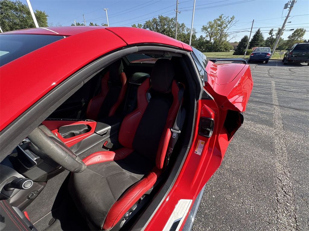 2022 Chevrolet Corvette Stingray photo 13