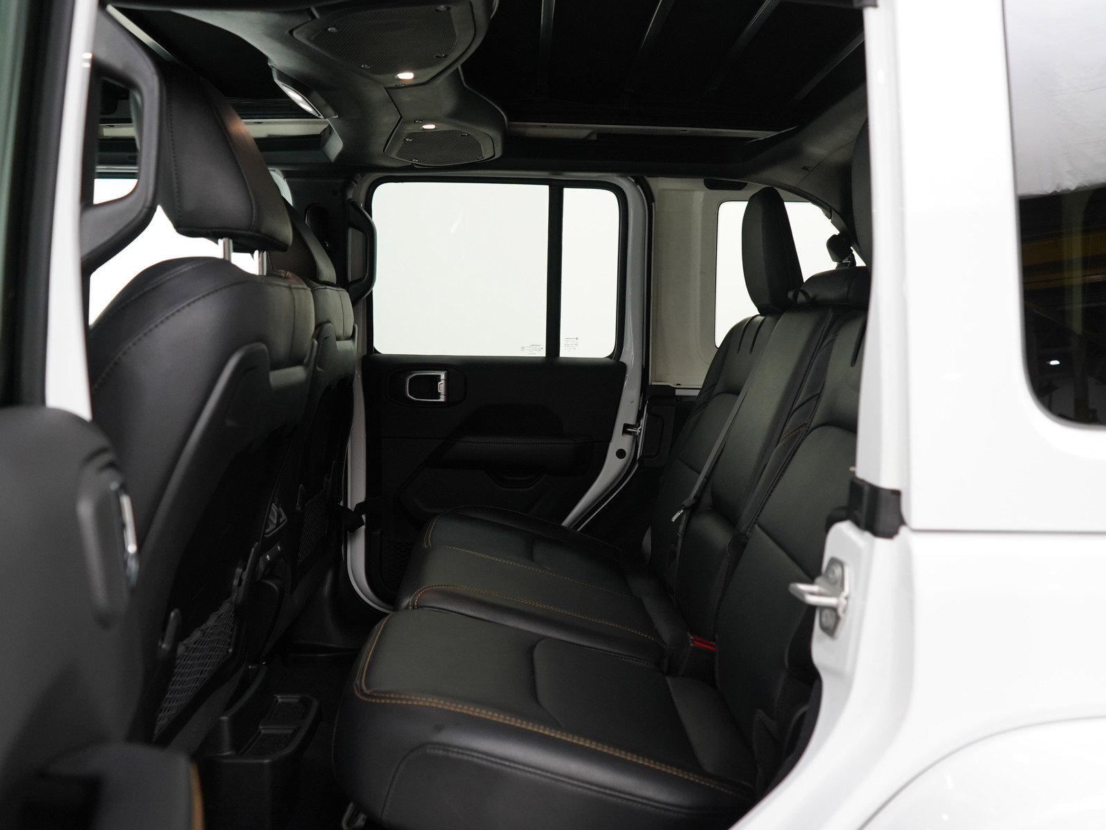 2024 Jeep Wrangler Sahara 4xe photo 16